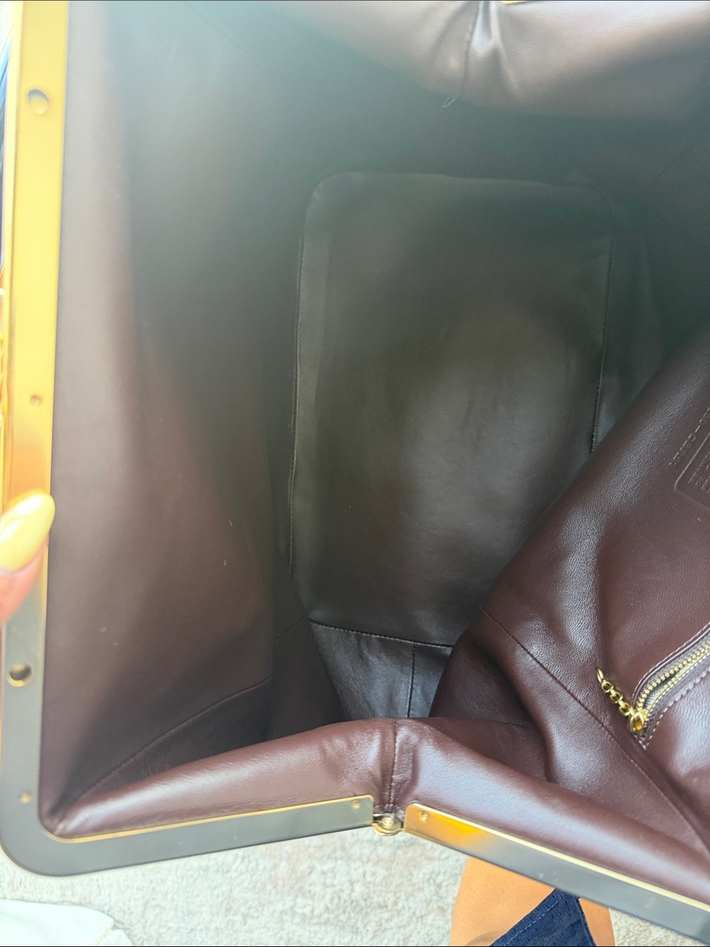 Coach Large Kisslock Frame Bag - Picture 4 of 10